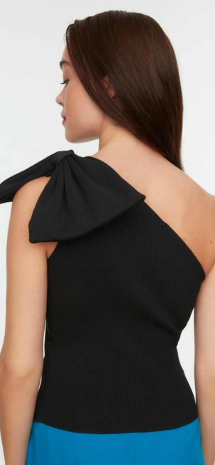 Bow Fabulous Top