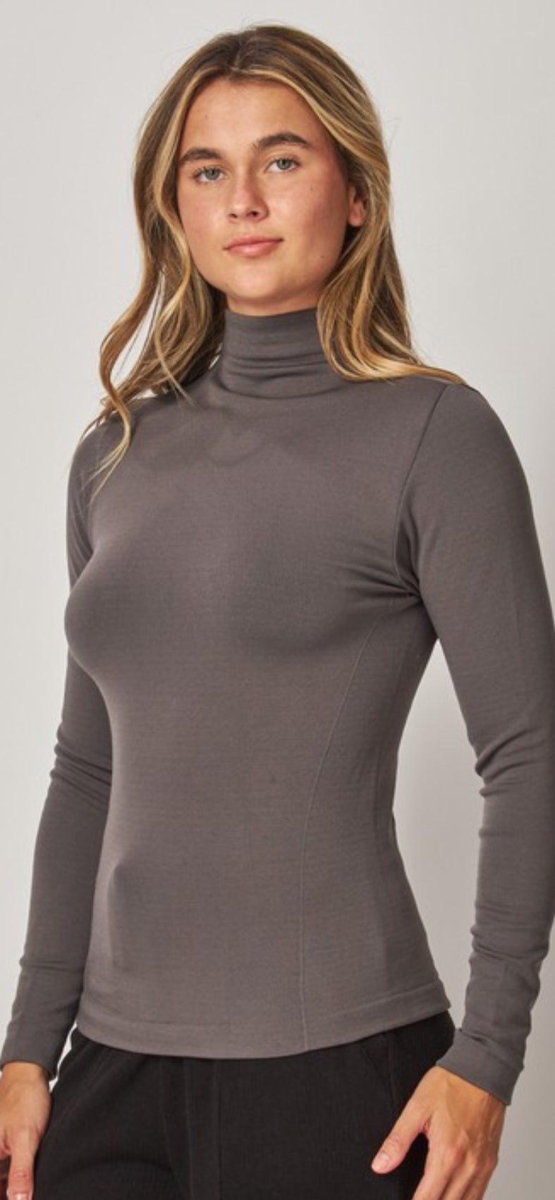 Cozy vibes turtleneck