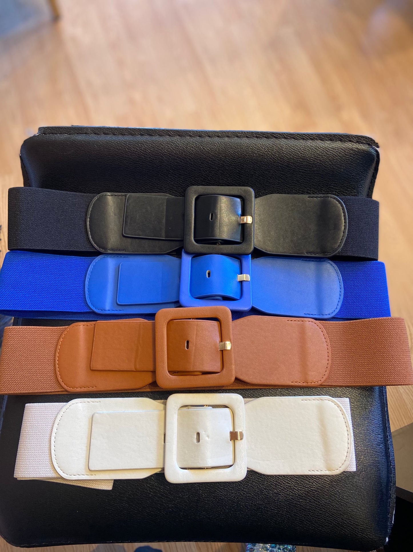 MAB faux leather belt