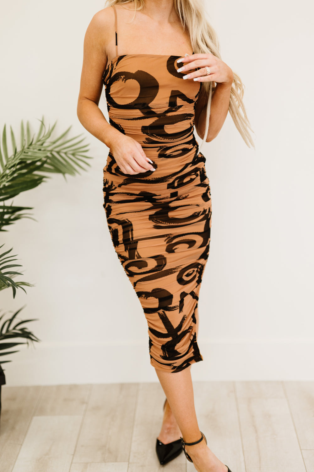 Printed design Ruched Midi Dress with Side Slit