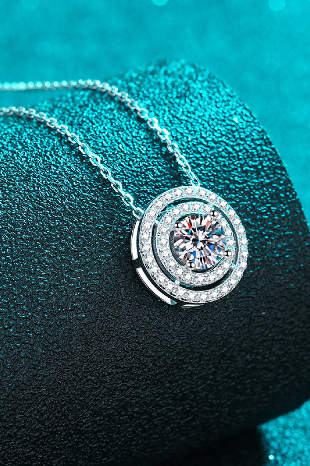 Belle Pendant Necklace