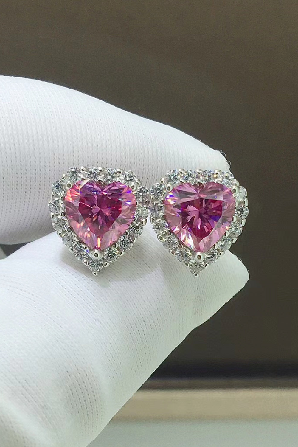 The fiery heart earrings