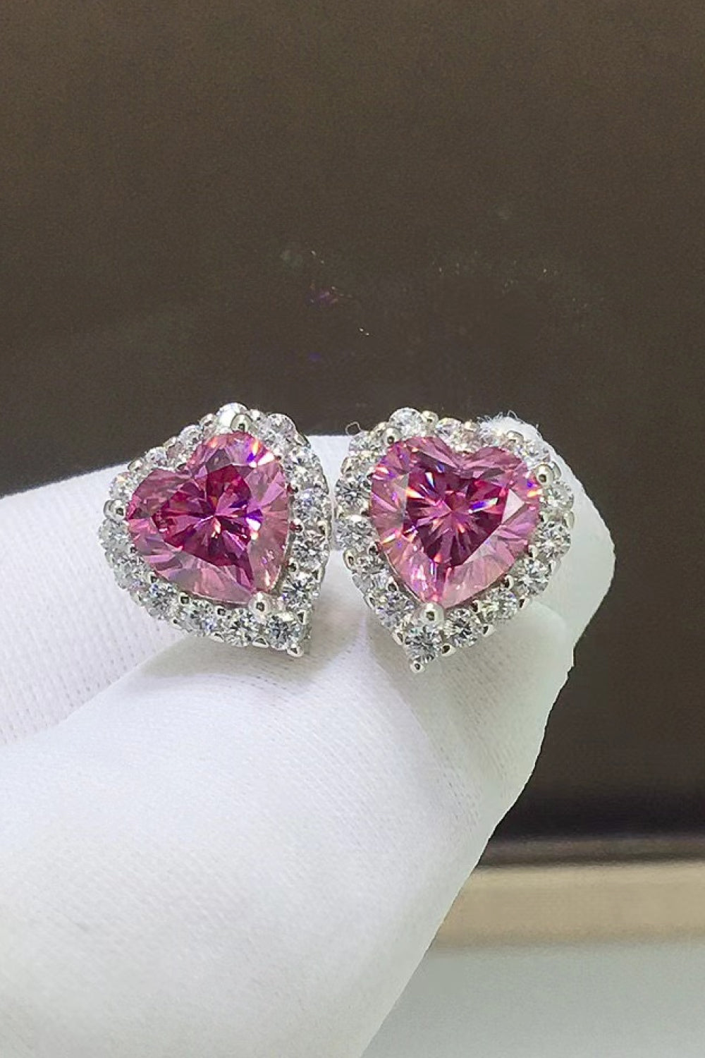 The fiery heart earrings