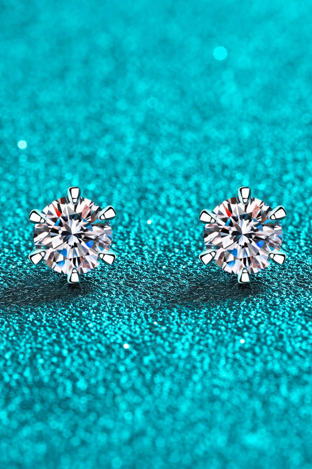 Marilyn studs