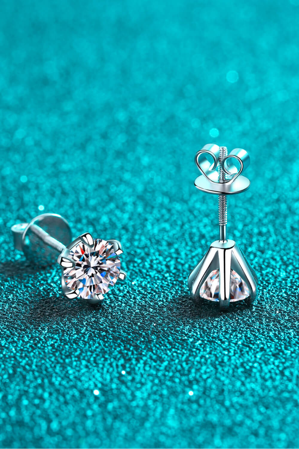 Marilyn studs