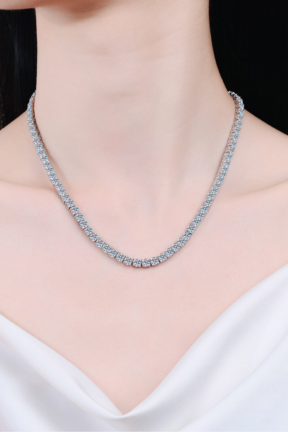 Scarsdale Solitaire Necklace